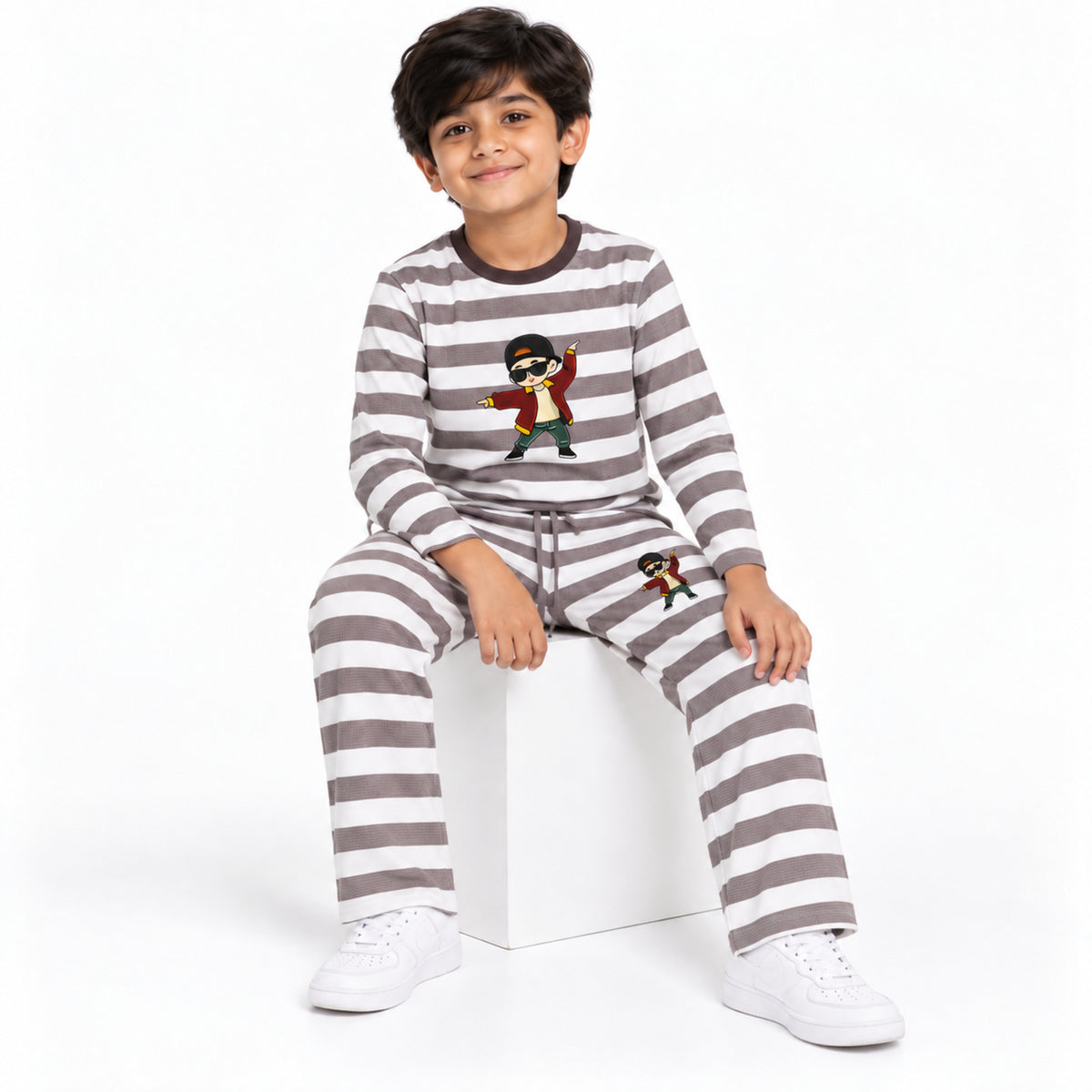 Urban Jipsy Boys Grey Striped Character Print Full Sleeve T-Shirt & Pant Co-ord Set